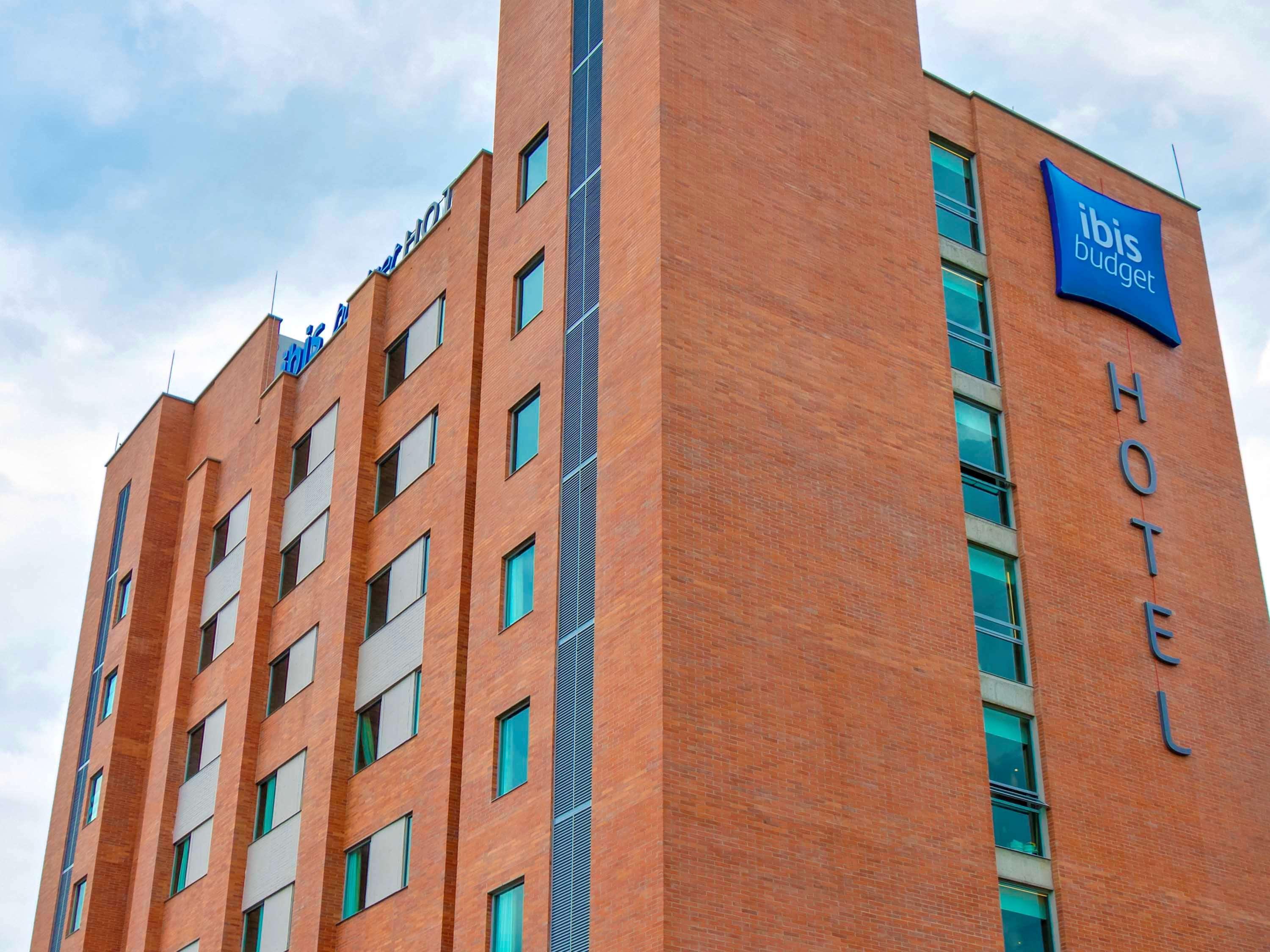 Ibis Budget Itagüí Exteriör bild