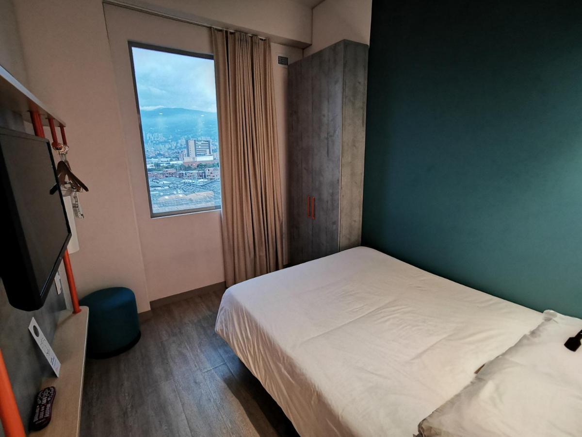Ibis Budget Itagüí Exteriör bild